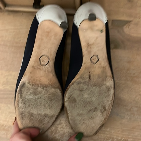 Kate Spade “Giselle” Pumps Heels Peep Toe Canvas + Leather Trim Size 9.5 Navy - Picture 7 of 9